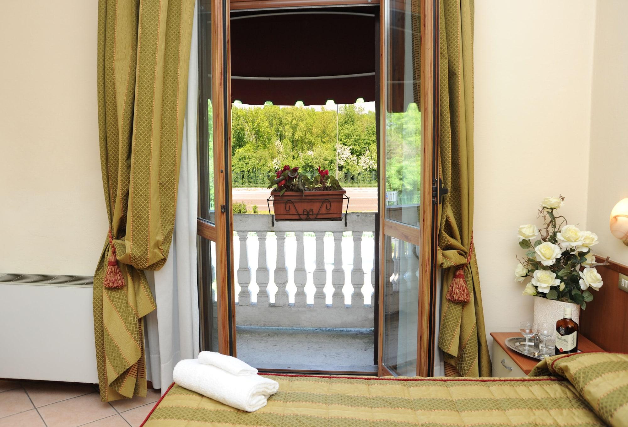 Hotel San Siro Fiera Милано Екстериор снимка
