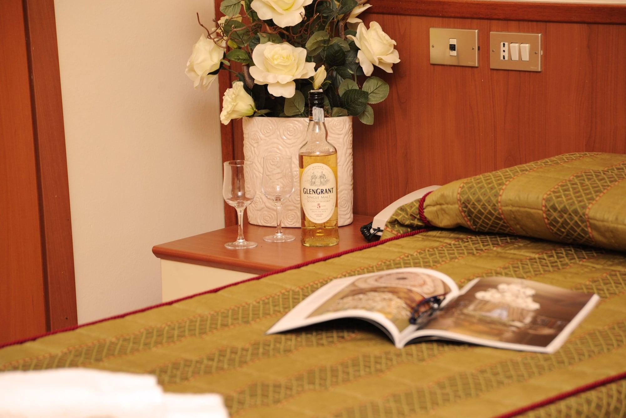 Hotel San Siro Fiera Милано Екстериор снимка