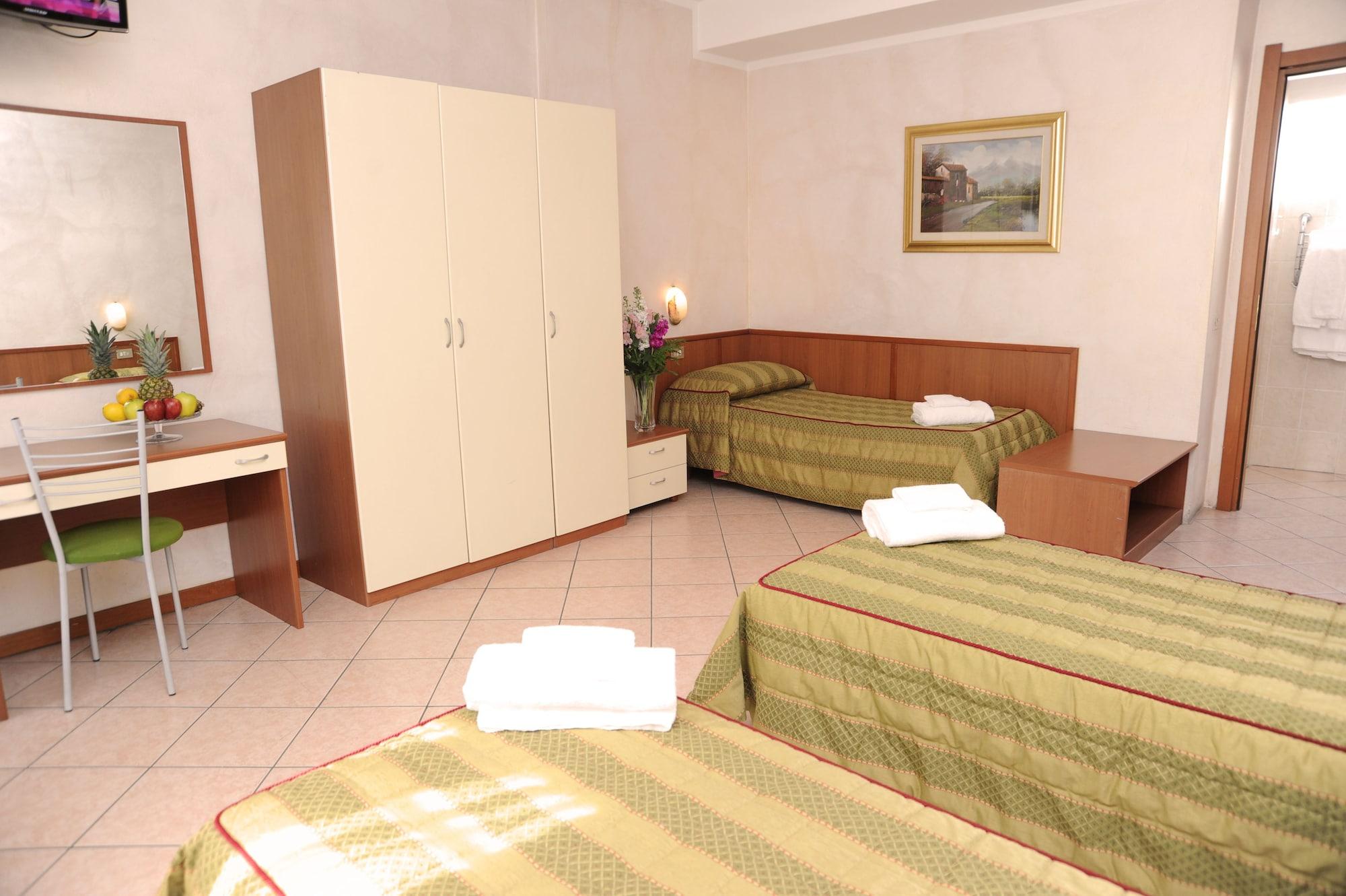 Hotel San Siro Fiera Милано Екстериор снимка