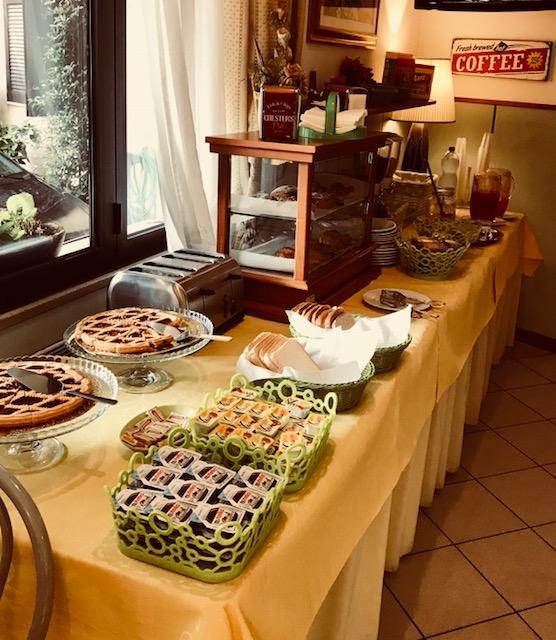 Hotel San Siro Fiera Милано Екстериор снимка